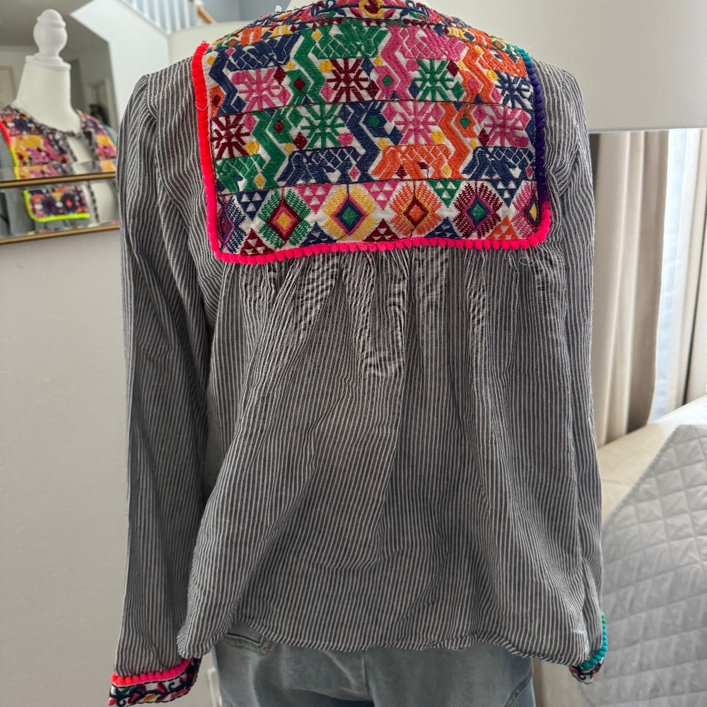 Paper Heart Pinstripe Embroidered Light Cover-up SIZE MEDIUM